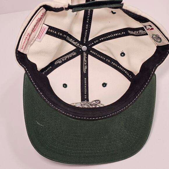 Mitchell & Ness Boston Celtics Larry Bird Snapback White Hat Cap Rare White - Picture 14 of 15